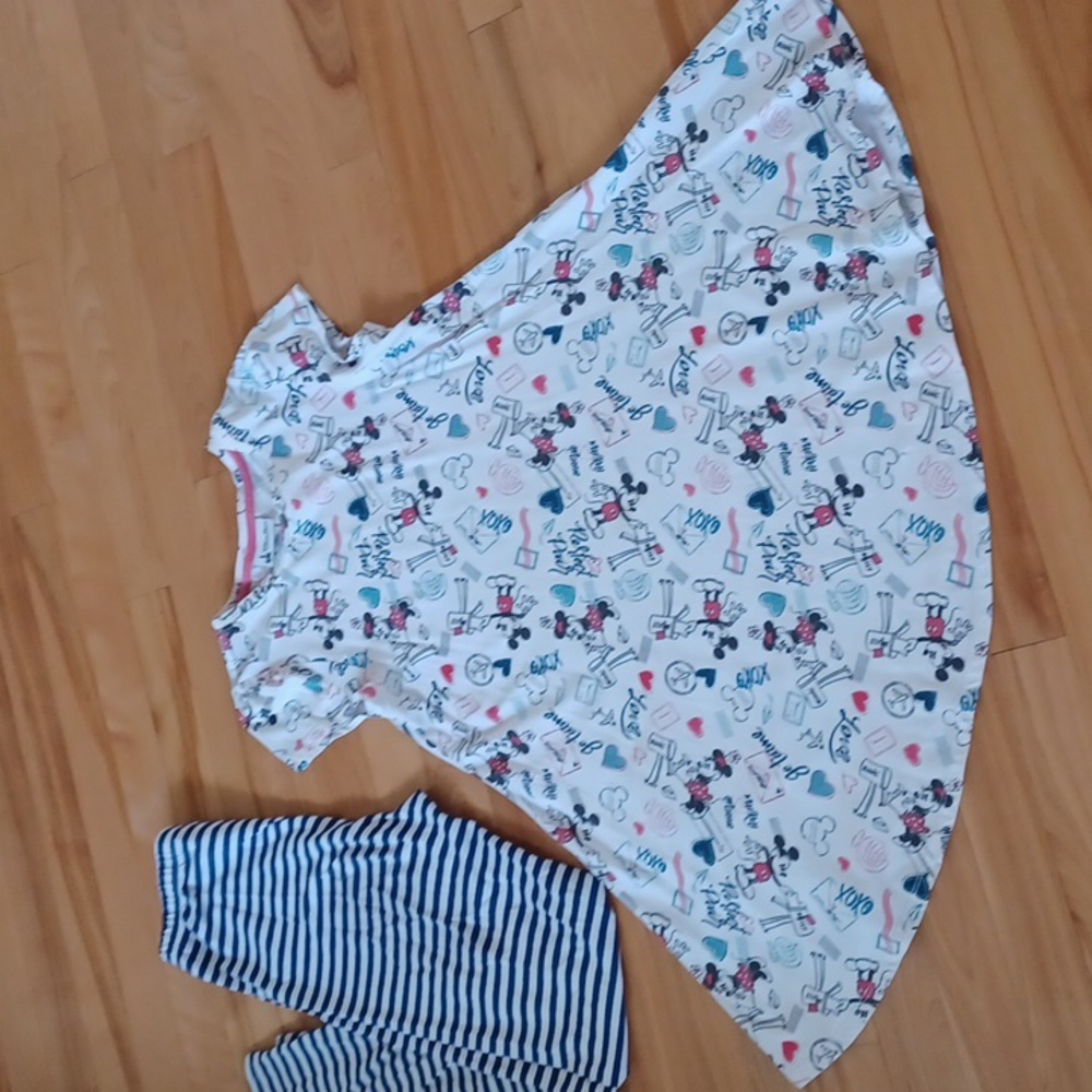 Disney Set dress 👗 with leggings size 8-12